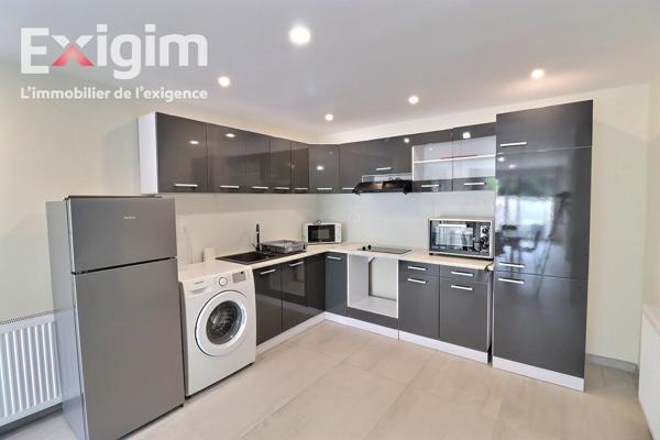 Appartement 4 pièces MEUBLE avec terrasse - TOURNON SUR RHONE