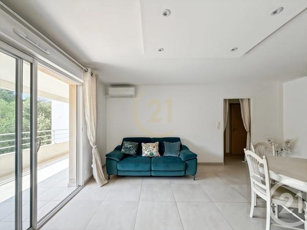 Appartement T3 à vendre  3 pièces - 64 m 2   L ILE ROUSSE  - 202