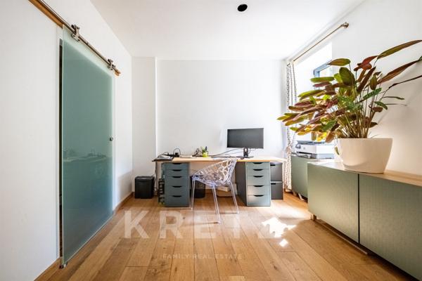 DIJON - Ancienne bâtisse en pierres, restaurée, avec piscine chauffée, pétanque, garage