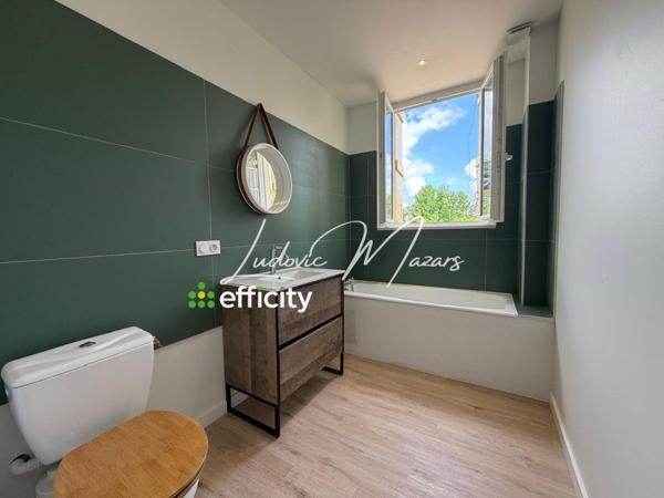 Maison
         4 pièces
        - 126 m² Exclusivité 199 000 € *