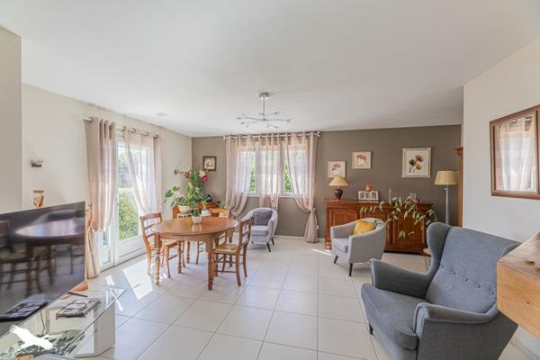 Maison à vendre 215 660 € Ligueil 6 p 118 m² DPE E