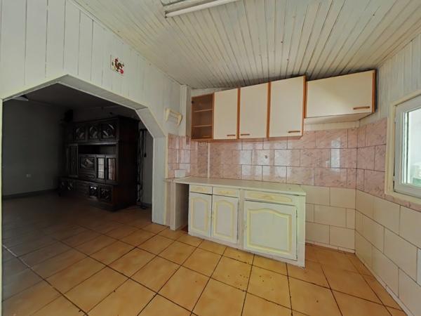 Maison jumelée à Woippy – 4 chambres, garage double, jardin