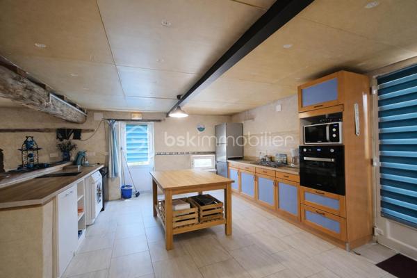 Corps de ferme de 271 m²