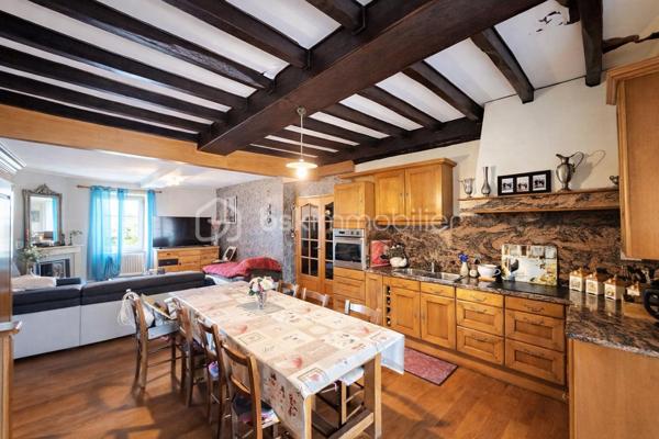 Corps de ferme de 271 m²