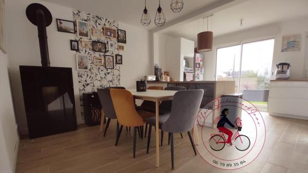 Maison  proche mer d'environ 100 m²,  3 Chambres, jardin