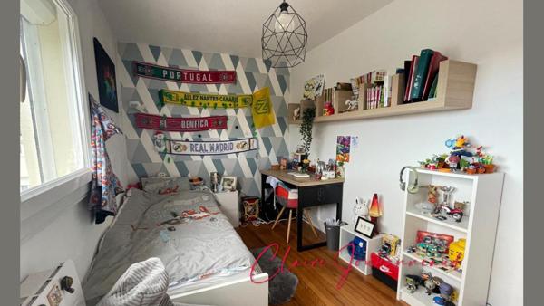 Maison  proche mer d'environ 100 m²,  3 Chambres, jardin