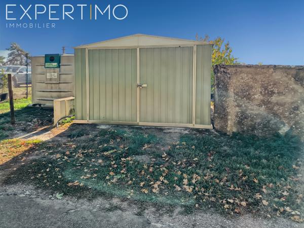 Maison de 70 m² sur 1200 m² de terrain. Les Granges d’Oigny 21450.