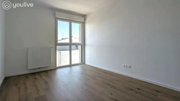 Appartement T2 avec Petite Terrasse Vue Panoramique