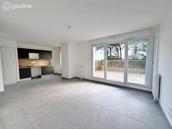 Un art de vivre au dernier étage – Appartement avec terrasse à Couëron