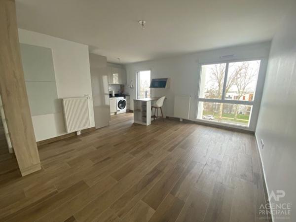Appartement Louveciennes 3 pièce(s) 64.54 m2 Loyer 1 508 €/mois charges comprises **  - Référence  19861