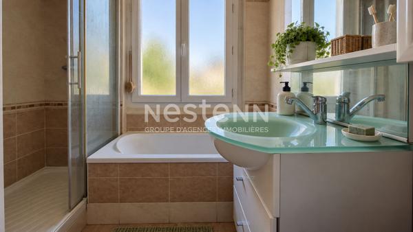 Nestenn Igny  - Maison de 105 m² , 4 chambres - secteur recherché sur Igny - jardin clos - garage - dépendance à aménager -  proximité des écoles, commerces et transports - Axes routiers N118/A6/A10