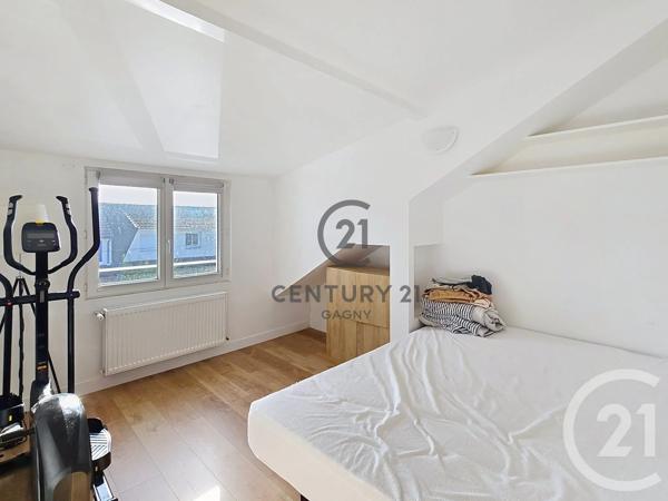 Maison à vendre  6 pièces - 112,15 m 2   GAGNY  - 93