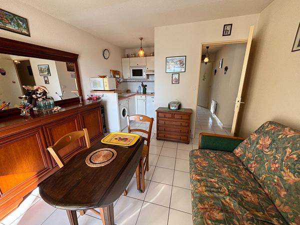 17640 VAUX SUR MER T2 Terrasse 300 m plage