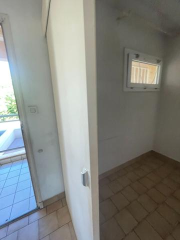 Exclusivité NESTENN La Ciotat - Studio à louer avec vue mer imprenable en bord de mer