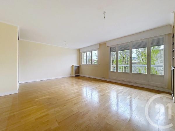 Appartement F2 à vendre  3 pièces - 68,85 m 2   CHOISY LE ROI  - 94