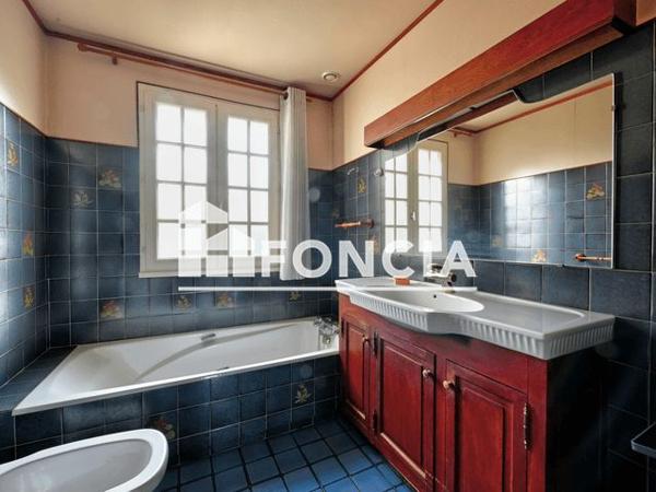 À vendre Maison 7 pièces 146 m² - Mantes-la-ville 78711