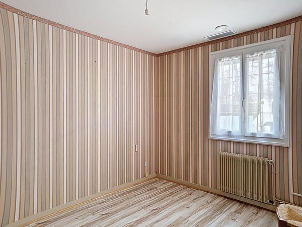 Maison de plain-pied à Gennes