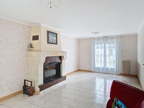 Maison de plain-pied à Gennes