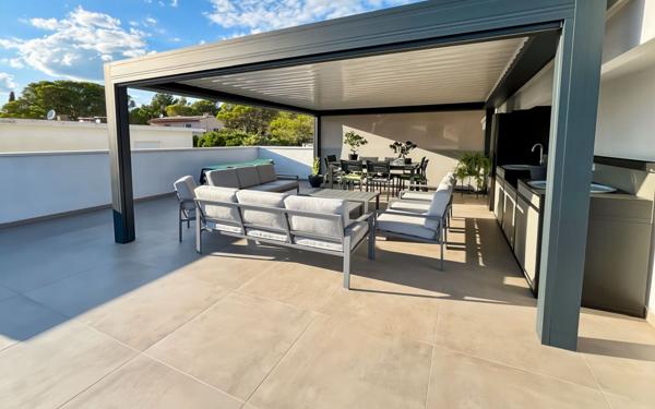 Appartement à vendre    3 pièces • 70,29 m2 Saint-Raphaël