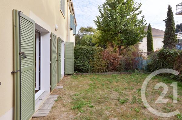 Maison à vendre  6 pièces - 85,58 m 2   CROSNE  - 91