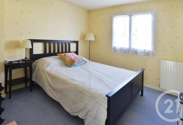 Maison à vendre  6 pièces - 85,58 m 2   CROSNE  - 91
