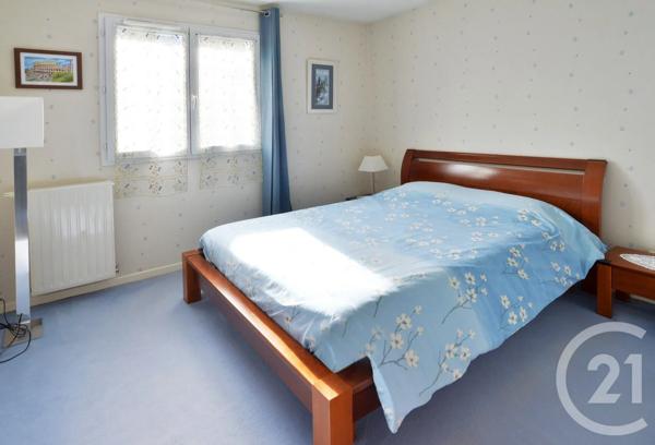 Maison à vendre  6 pièces - 85,58 m 2   CROSNE  - 91