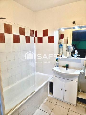 T2 avec grand jardin de 200m2 NÉGOCIABLE