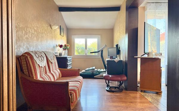 Maison à vendre    5 pièces • 90 m2 Morangis