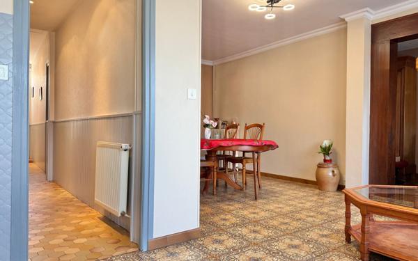 Maison à vendre    5 pièces • 90 m2 Morangis