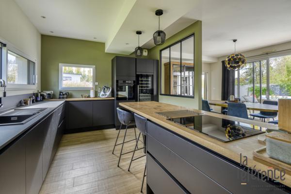 Maison 7 pièce(s) 5 chambre(s) 189.73 m²