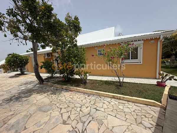 Vente
                Maison188 m² - 5 Pièces -
                    LE GOSIER (97190)