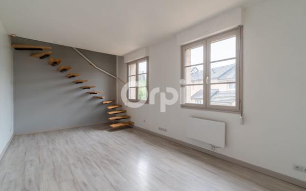 Appartement à vendre    3 pièces • 50 m2 Tinqueux