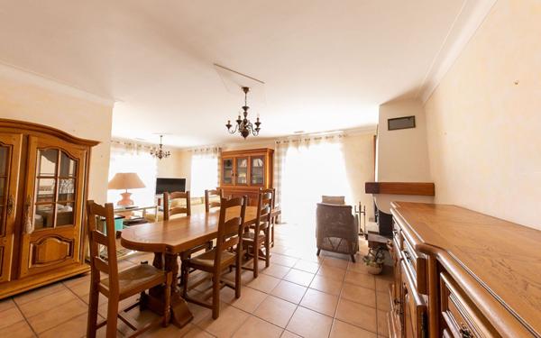 Maison à vendre    5 pièces •  Cabestany