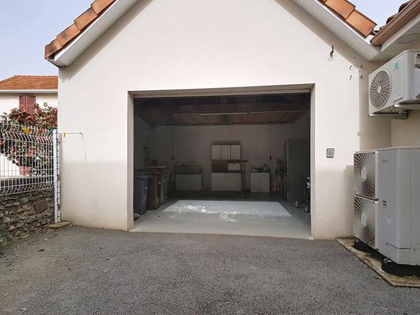 Rare à Lons - A vendre Maison T5 plain-pied de 2011 avec 4 chambres et un grand garage - DPE Classe B: