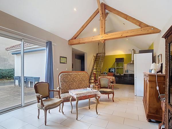 Rare à Lons - A vendre Maison T5 plain-pied de 2011 avec 4 chambres et un grand garage - DPE Classe B: