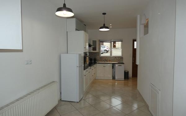 Maison à vendre    4 pièces • 90,65 m2 Saint-Genis-Laval