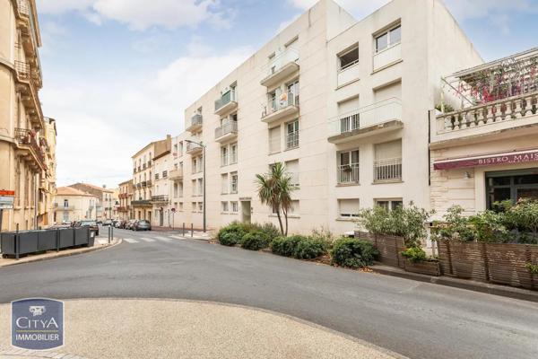 Appartement à louer 2 pièces 37.65m² Béziers (34500)