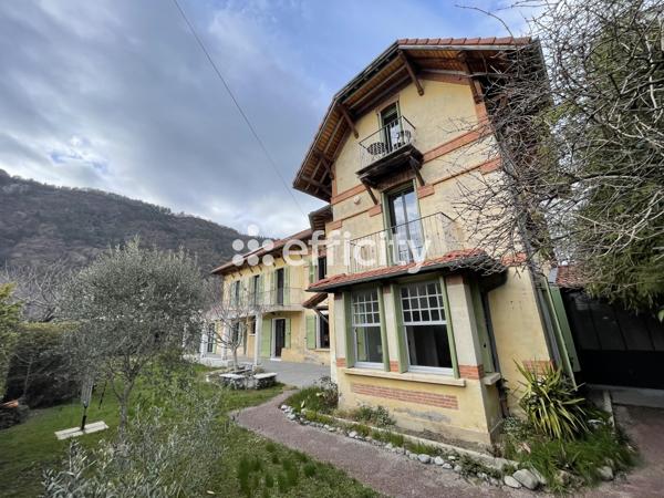 Maison 9 pièces - 228 m² Exclusivité efficity