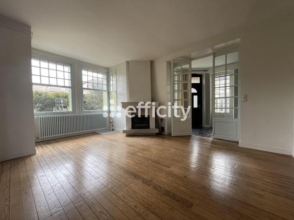 Maison 9 pièces - 228 m² Exclusivité efficity