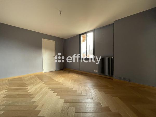 Maison 9 pièces - 228 m² Exclusivité efficity