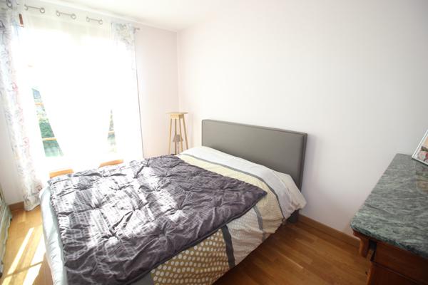 Varennes-Jarcy (91480) A Varennes Jarcy : maison de plain pied avec combles aménagés