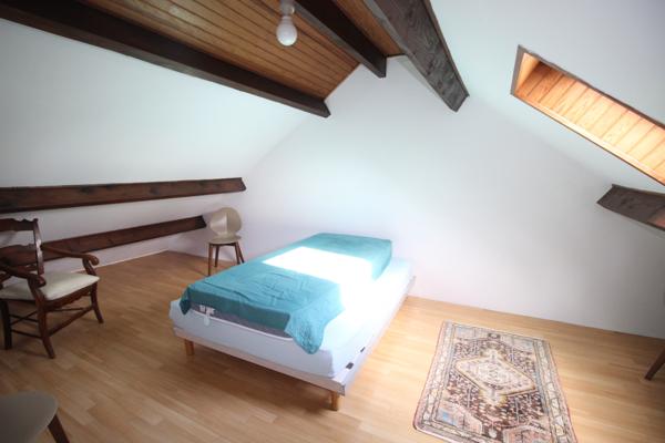 Varennes-Jarcy (91480) A Varennes Jarcy : maison de plain pied avec combles aménagés