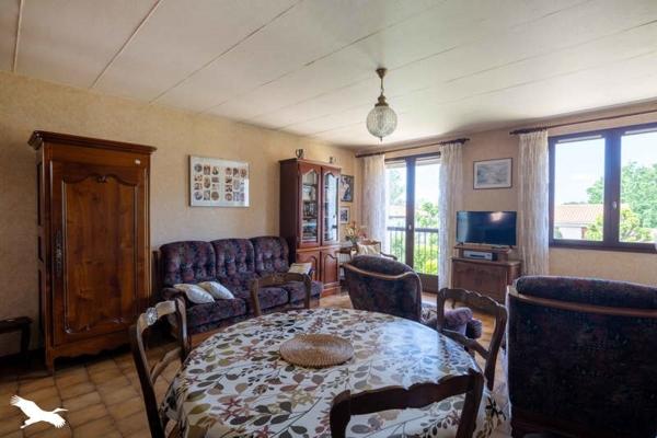 Maison à vendre 155 875 € Saint-Yrieix-sur-Charente 6 p 146 m² DPE E