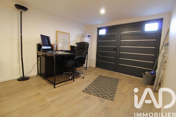 Maison à vendre 6 pièces 150 m² Villeneuve-le-Roi