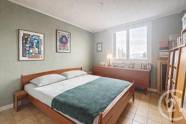 Appartement F4 à vendre  4 pièces - 70 m2 AUBERVILLIERS - 93