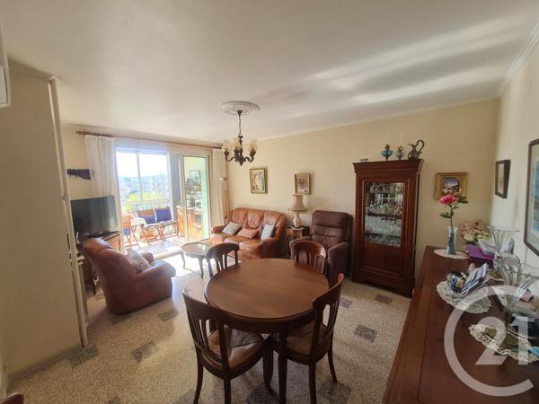 Appartement F4 à vendre  4 pièces - 76,24 m2 LA GARDE - 83