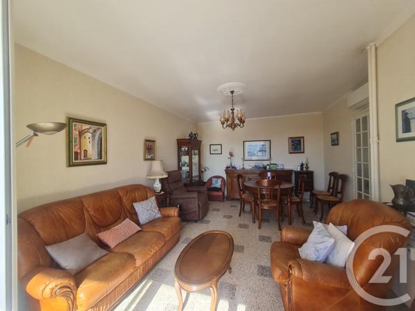 Appartement F4 à vendre  4 pièces - 76,24 m2 LA GARDE - 83