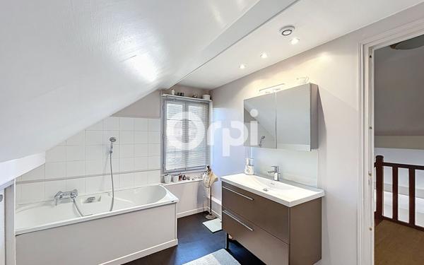 Maison à vendre    6 pièces • 170 m2 Veneux-les-Sablons