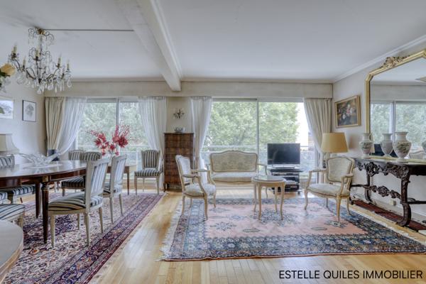 Le Chesnay (78150) LE CHESNAY Appartement 5 pièces avec balcon, cave et parking en sous-sol