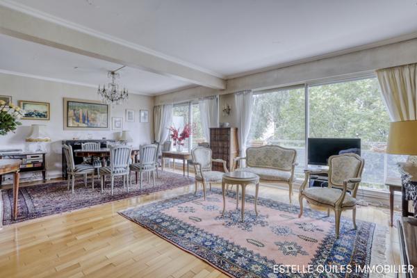 Le Chesnay (78150) LE CHESNAY Appartement 5 pièces avec balcon, cave et parking en sous-sol